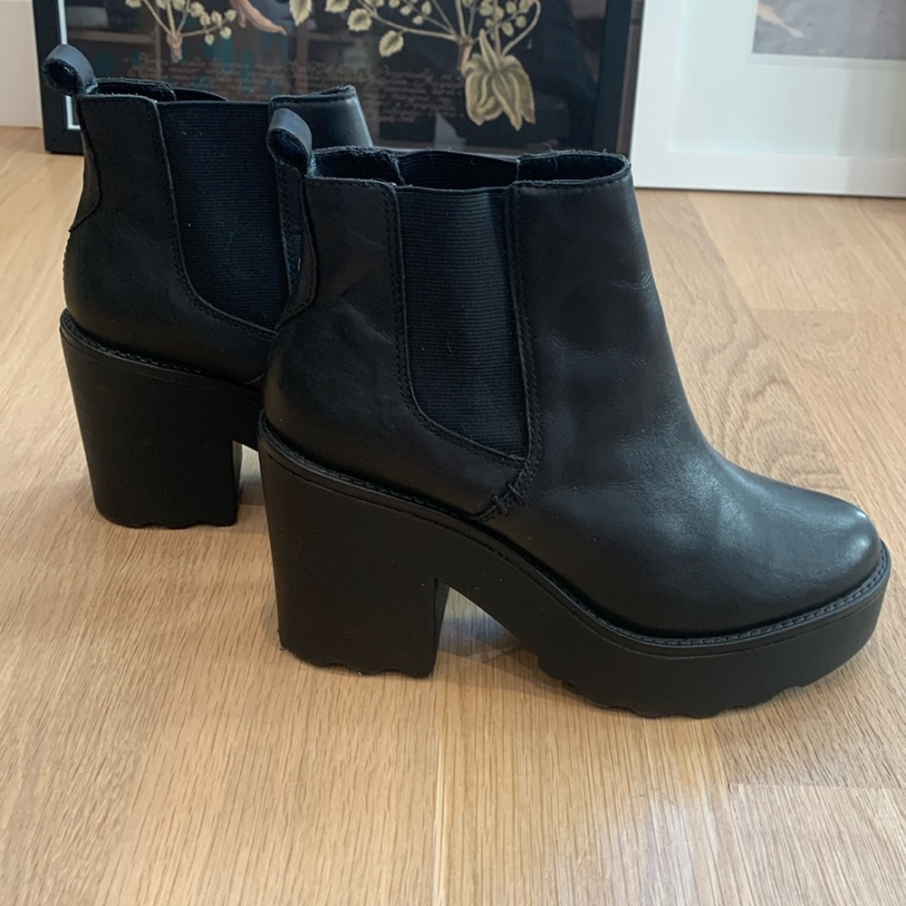 Steve Madden Gretta black leather platform ankle boots with heel Chelsea